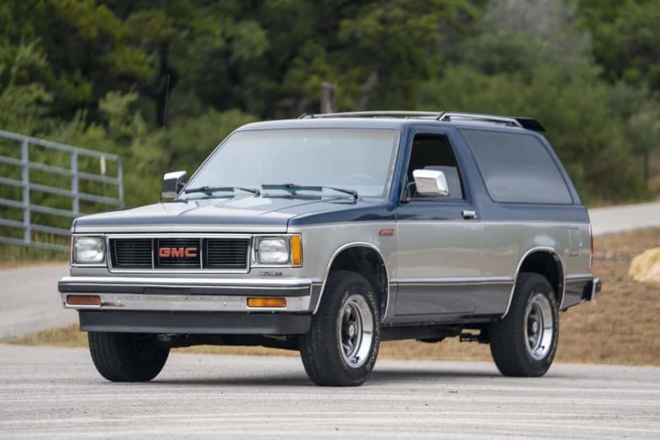 1985 GMC S-15 Jimmy sold for $7,700