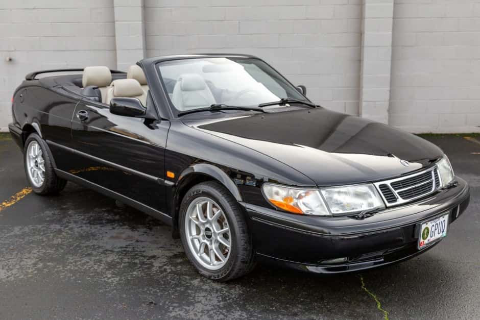 1997 Saab 900 sold for $10,250