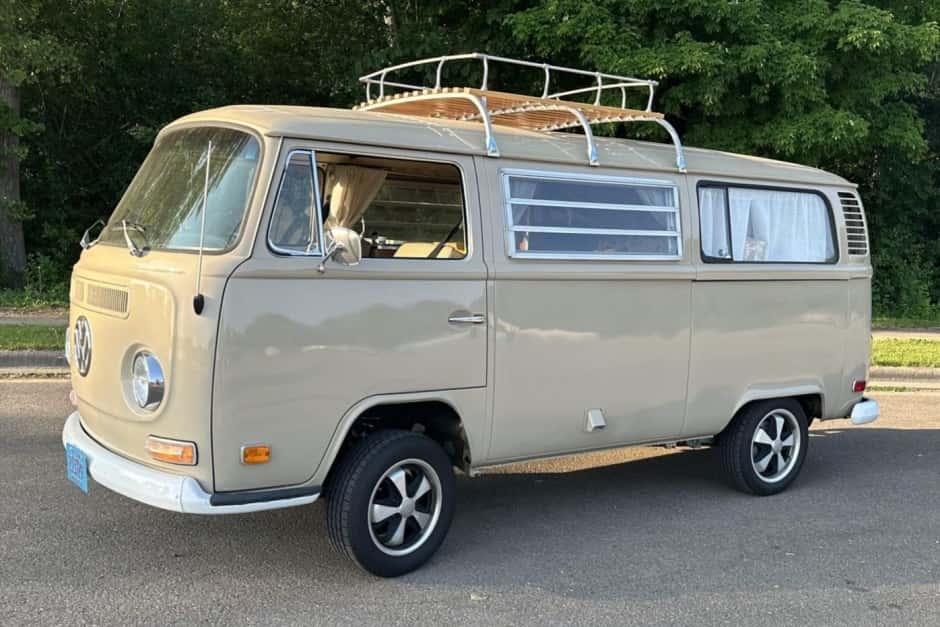 1972 Volkswagen Bay-Window Camper sold for $20,000