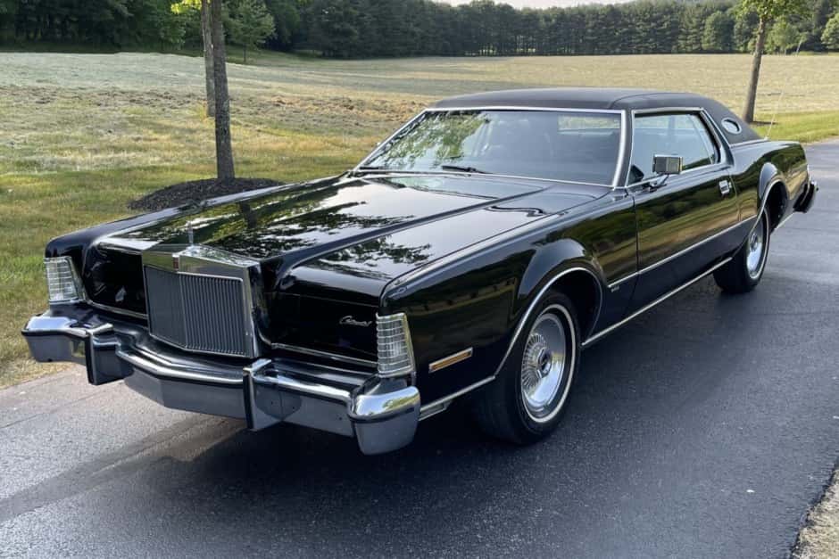 1974 Lincoln Continental Mark IV (1972-1976) sold for $17,000