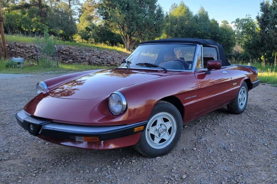 1988 Alfa Romeo 105/115 Spider Series 3 sold for $5,900