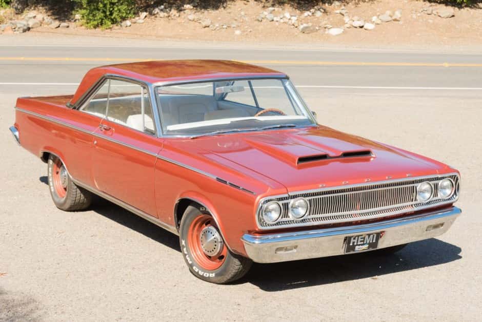 1965 Dodge Coronet sold for $33,000