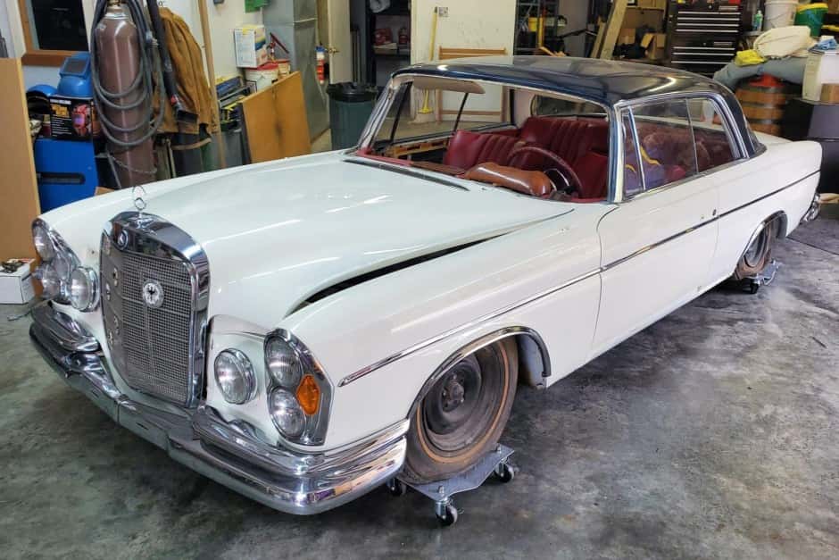1966 Mercedes-Benz W112 sold for $28,000