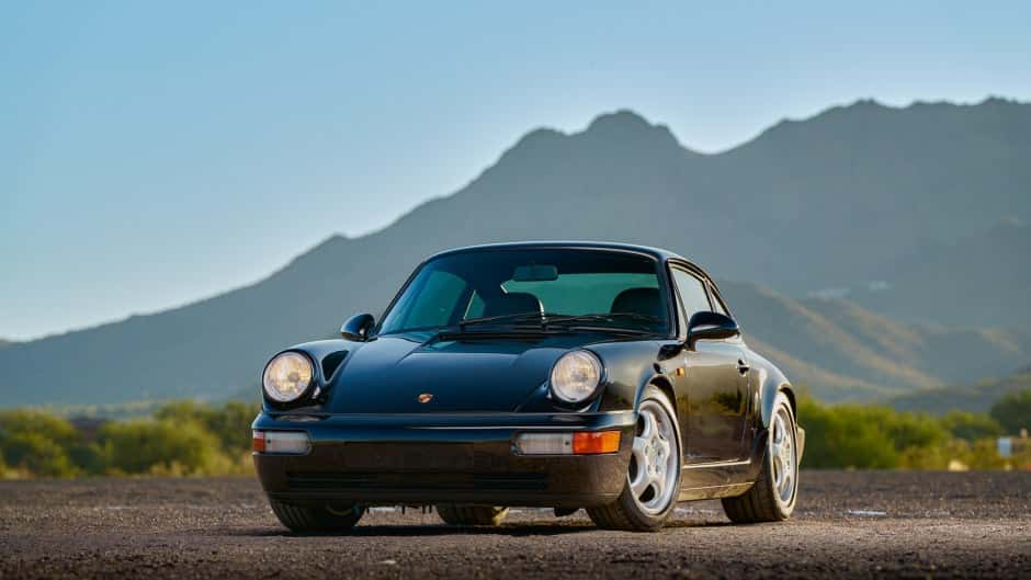 1992 Porsche 964 911 (Non-Turbo) sold for $283,000