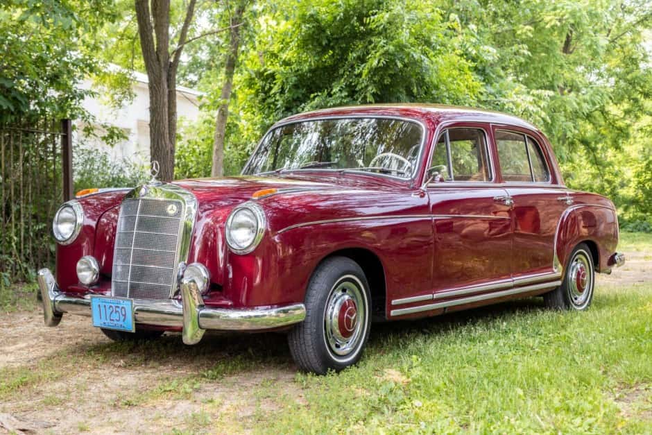 1959 Mercedes-Benz Ponton sold for $30,750