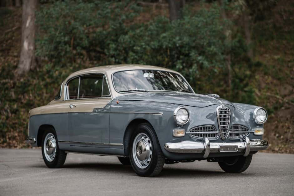 1957 Alfa Romeo 1900 sold for $55,500