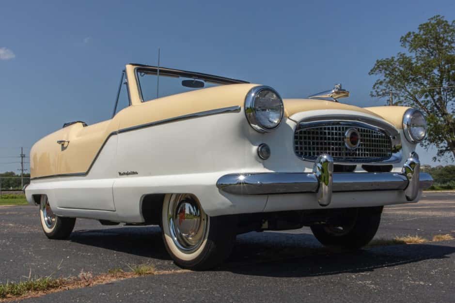 1960 Nash Metropolitan sold for $11,250