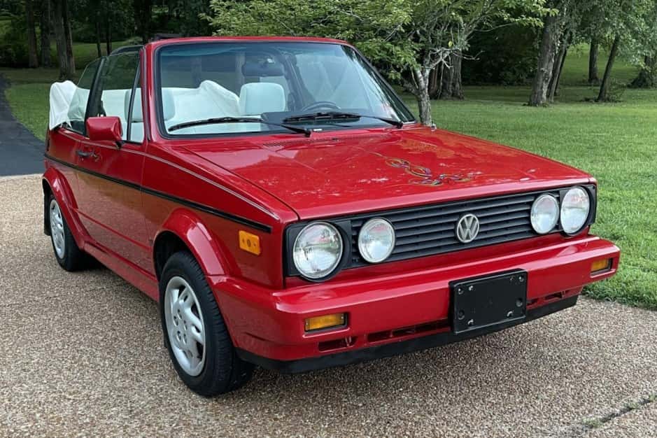 1990 Volkswagen Golf/Rabbit Cabriolet sold for $12,250
