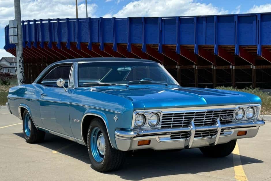 1966 Chevrolet Impala sold for $35,000