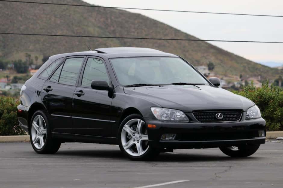 2005 Lexus IS sold for $13,750