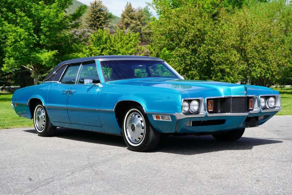 1970 Ford Thunderbird (1967-1971) sold for $21,500