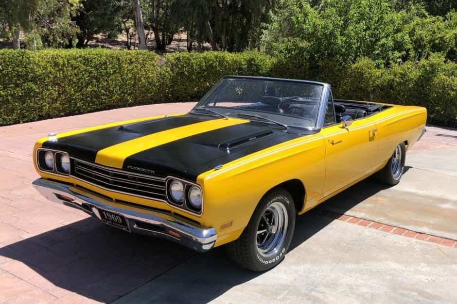1969 Plymouth Road Runner sold for $45,750