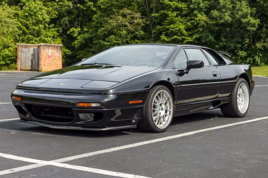 1995 Lotus Esprit sold for $41,750