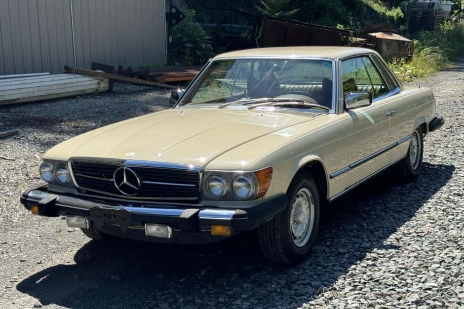 1977 Mercedes-Benz C107 SLC sold for $6,550