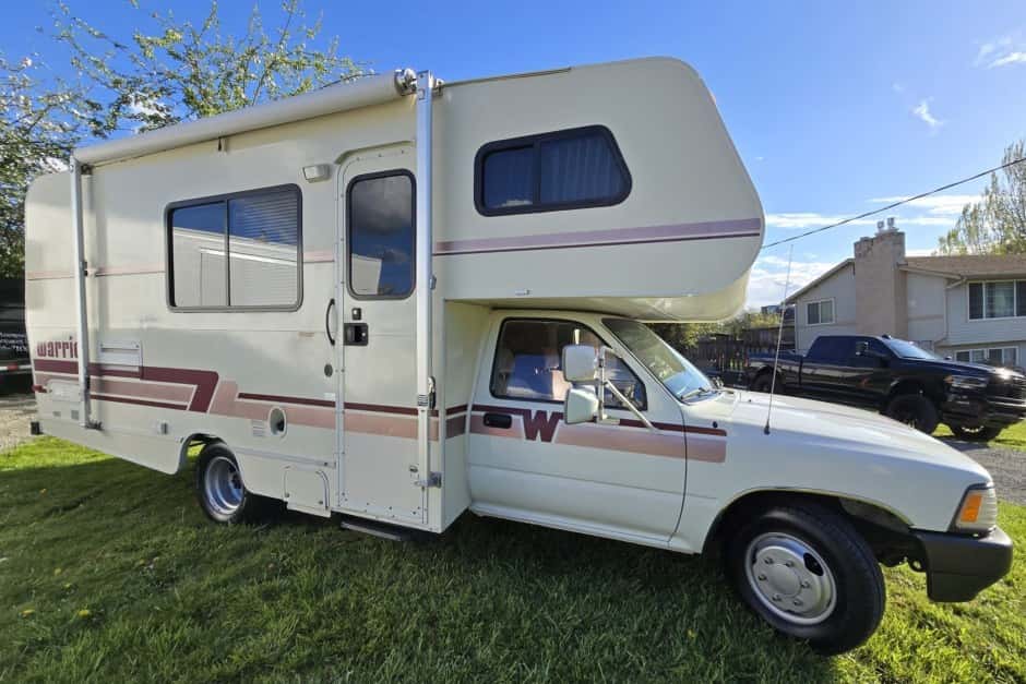 1991 Toyota Pickup (N80/90/100/110 1989-1997) sold for $18,500