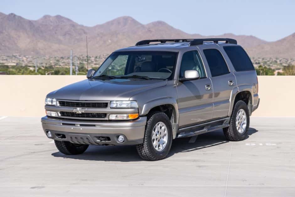 2003 Chevrolet Tahoe GMT800 sold for $17,250