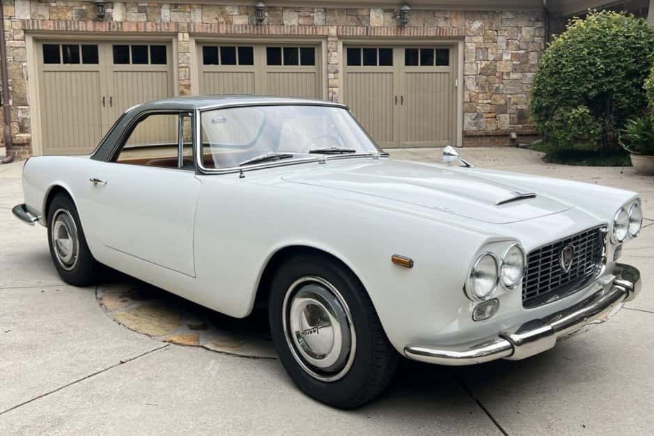 1962 Lancia Flaminia sold for $106,000