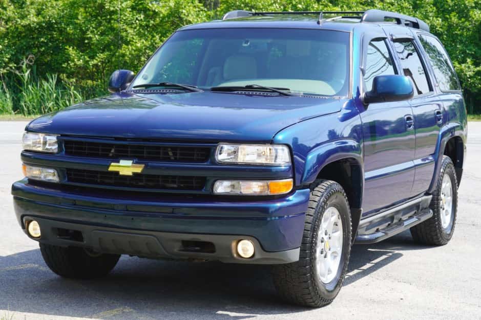 2006 Chevrolet Tahoe GMT800 sold for $9,400