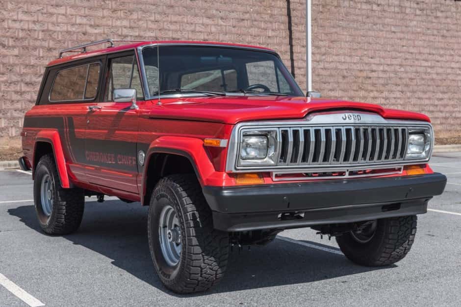 1983 Jeep SJ Cherokee sold for $20,500