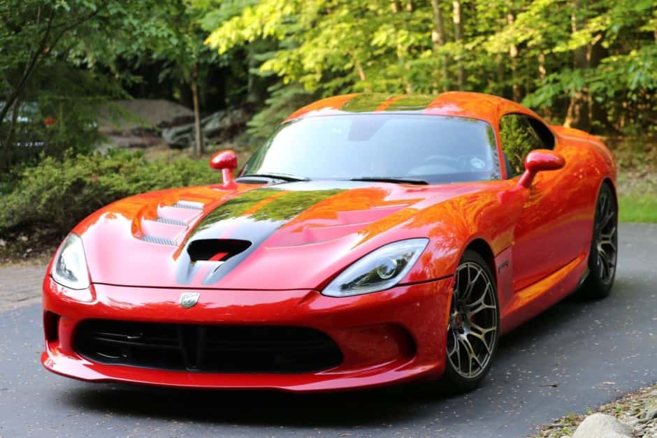 2013 Dodge Viper (2013-2017) sold for $111,000