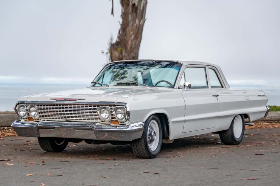 1963 Chevrolet Biscayne sold for $15,563