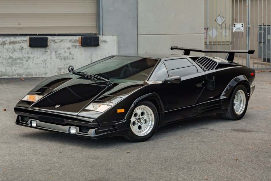 1989 Lamborghini Countach sold for $578,226