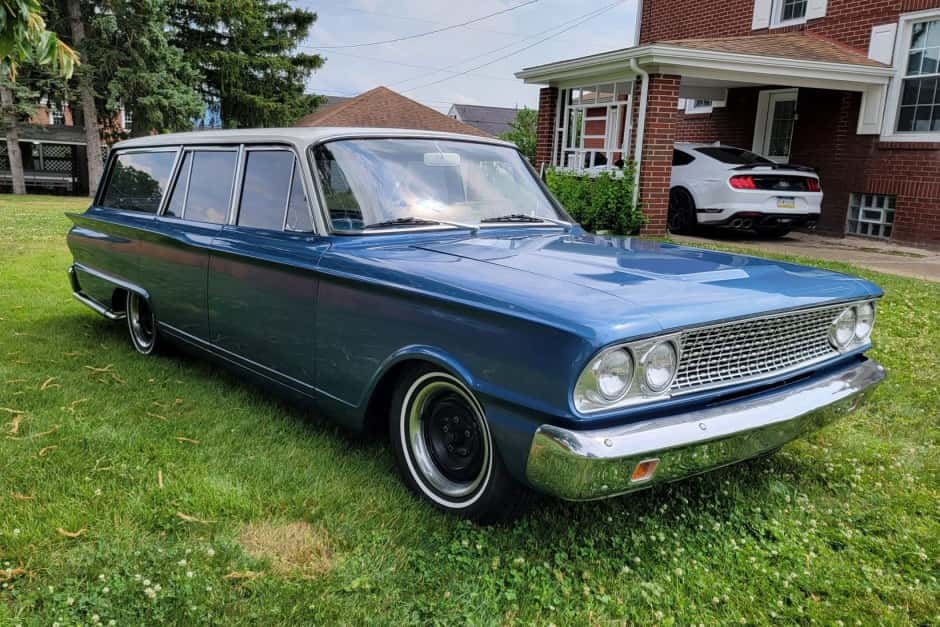 1963 Ford Fairlane sold for $8,800