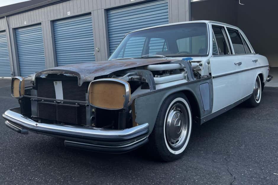 1968 Mercedes-Benz W114 & W115 sold for $7,950