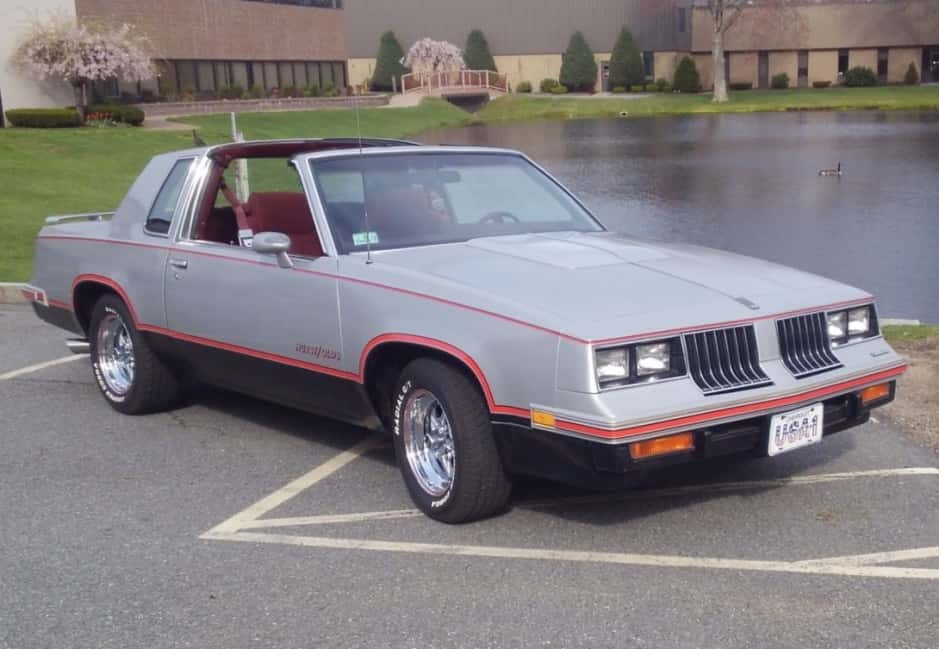 1984 Oldsmobile Hurst/Olds sold for $9,900