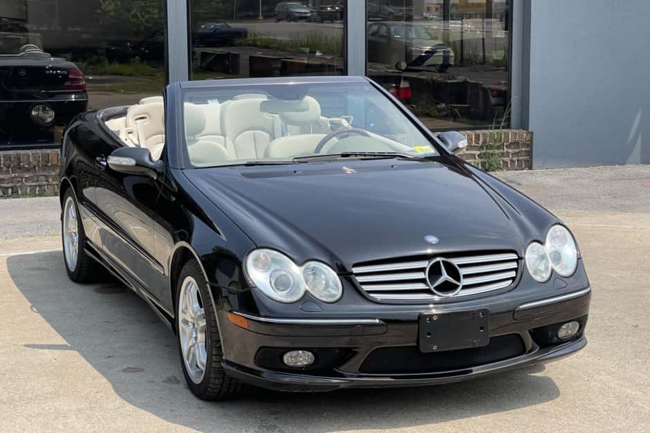 2004 Mercedes-Benz CLK-Class sold for $17,695