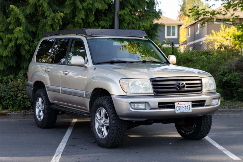 2006 Toyota Land Cruiser 100-Series sold for $26,000