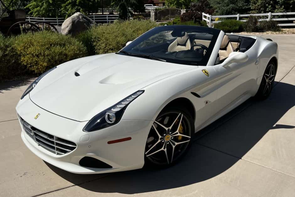 2016 Ferrari California sold for $118,000