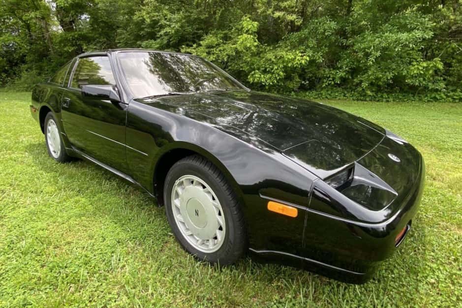 1988 Nissan Z31 300ZX sold for $8,600
