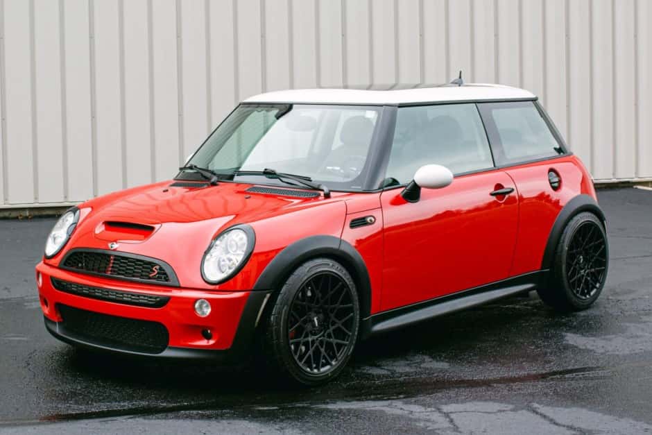 2005 Mini R53 Cooper S sold for $12,500