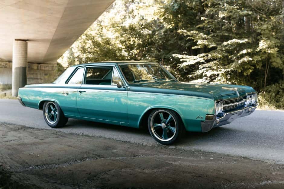 1965 Oldsmobile Cutlass sold for $19,250