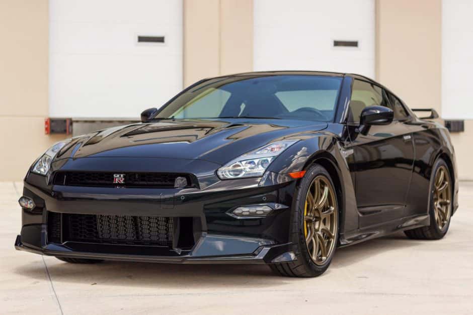 2024 Nissan GT-R R35 sold for $178,000