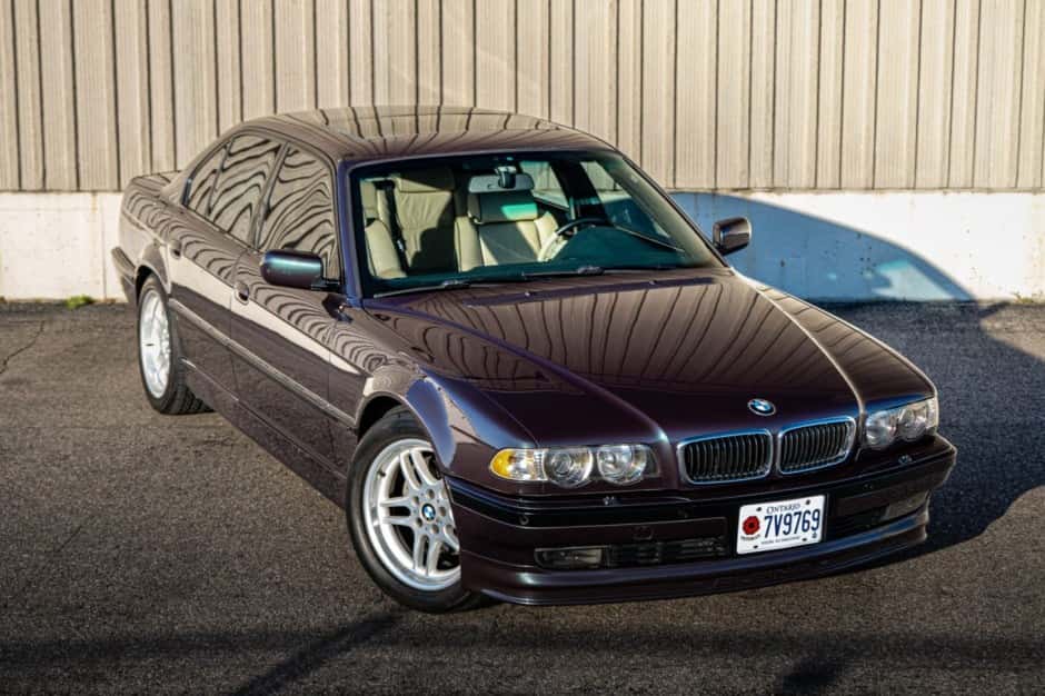 2001 BMW E38 7-Series sold for $21,000