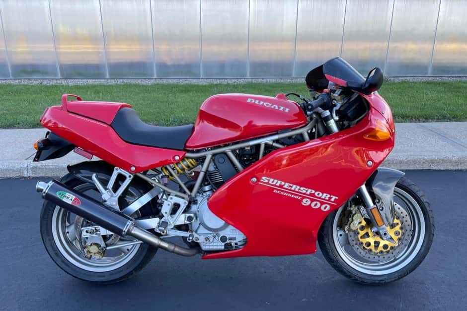 1997 Ducati 750, 800, 900, & 1000 Supersport (1988-2007) sold for $6,666