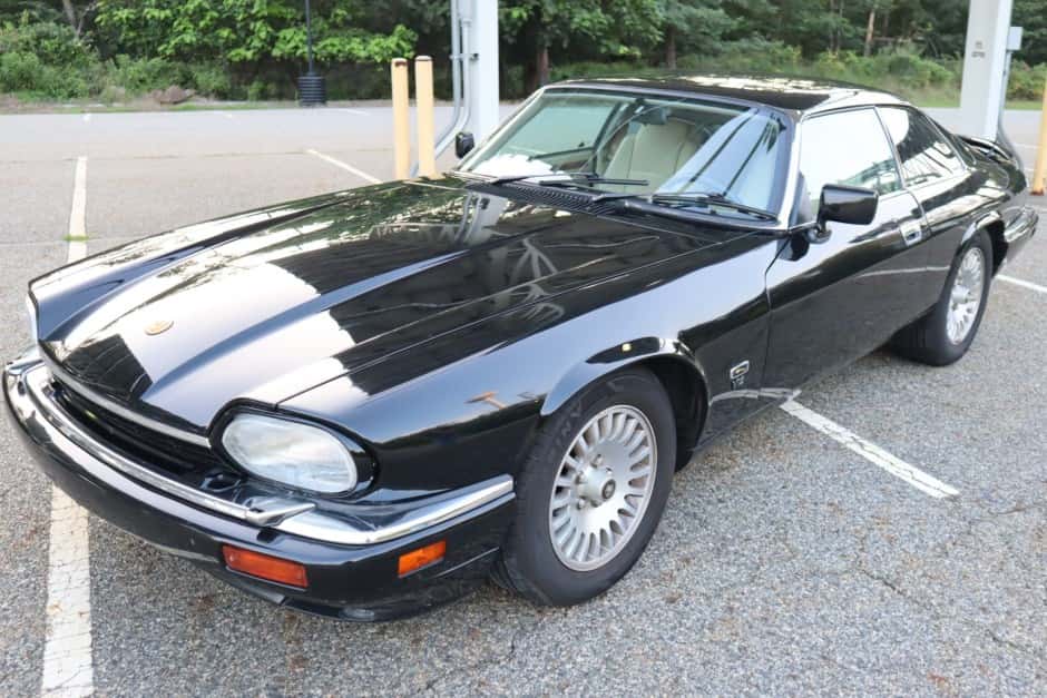 1995 Jaguar XJS sold for $9,350
