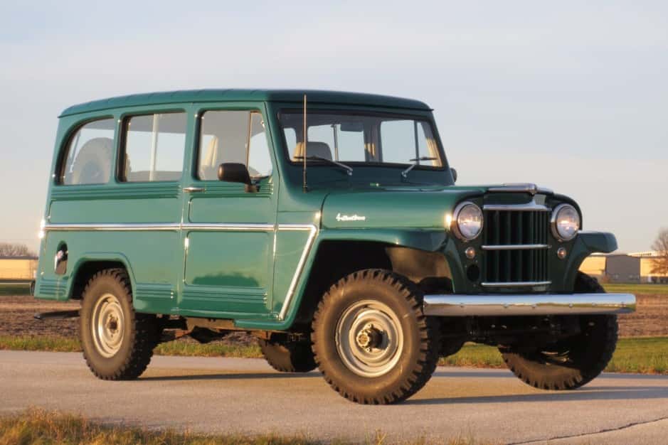 1962 Willys Jeep Wagon sold for $17,250