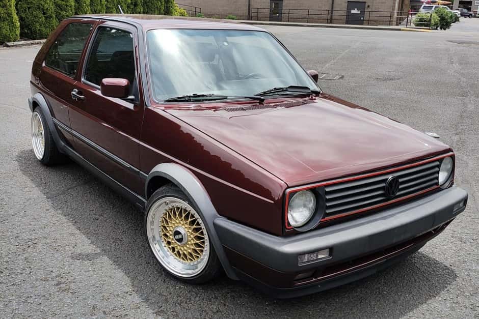 1989 Volkswagen GTI Mk2 sold for $10,600