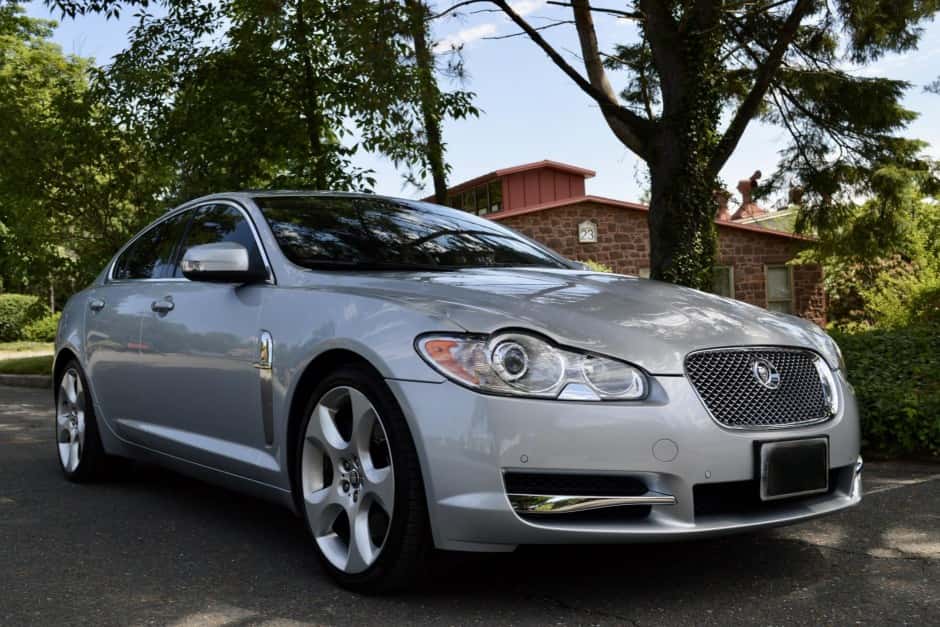 2009 Jaguar XF sold for $12,250