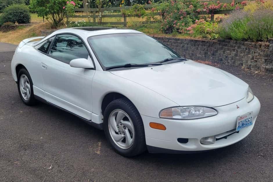 1995 Mitsubishi Eclipse, Eagle Talon, & Plymouth Laser sold for $23,250