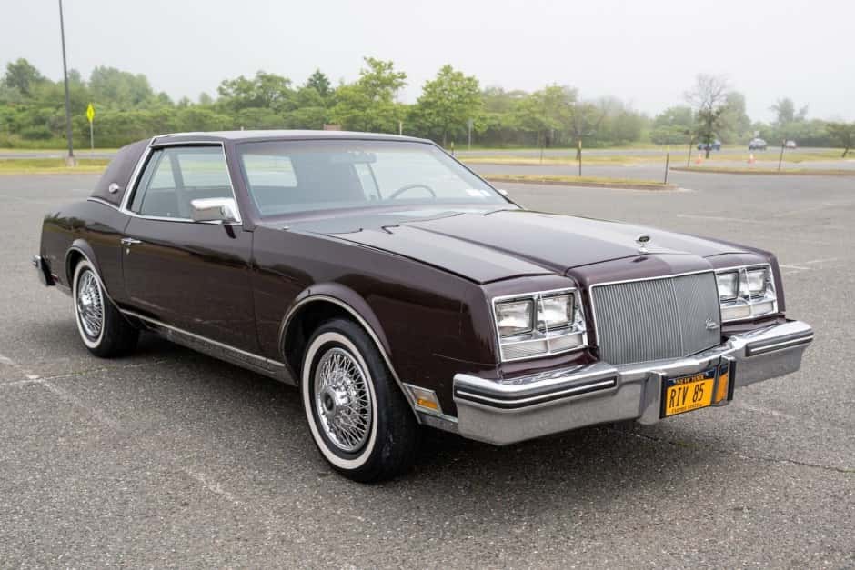 1985 Buick Riviera sold for $6,200