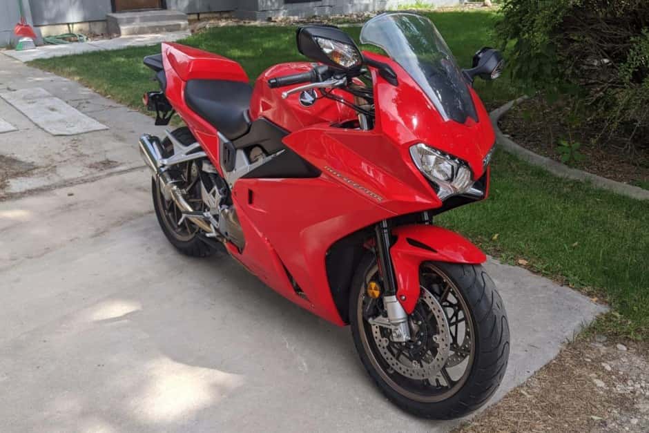 2014 Honda VF & VFR sold for $7,300