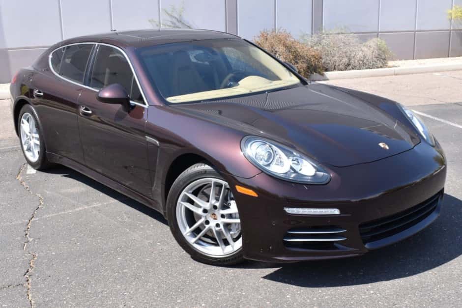 2014 Porsche Panamera sold for $32,250