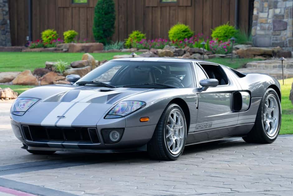 2006 Ford GT 1st Generation sold for $390,000