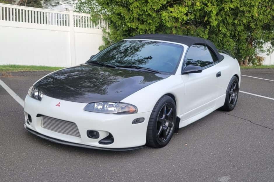 1999 Mitsubishi Eclipse, Eagle Talon, & Plymouth Laser sold for $14,800