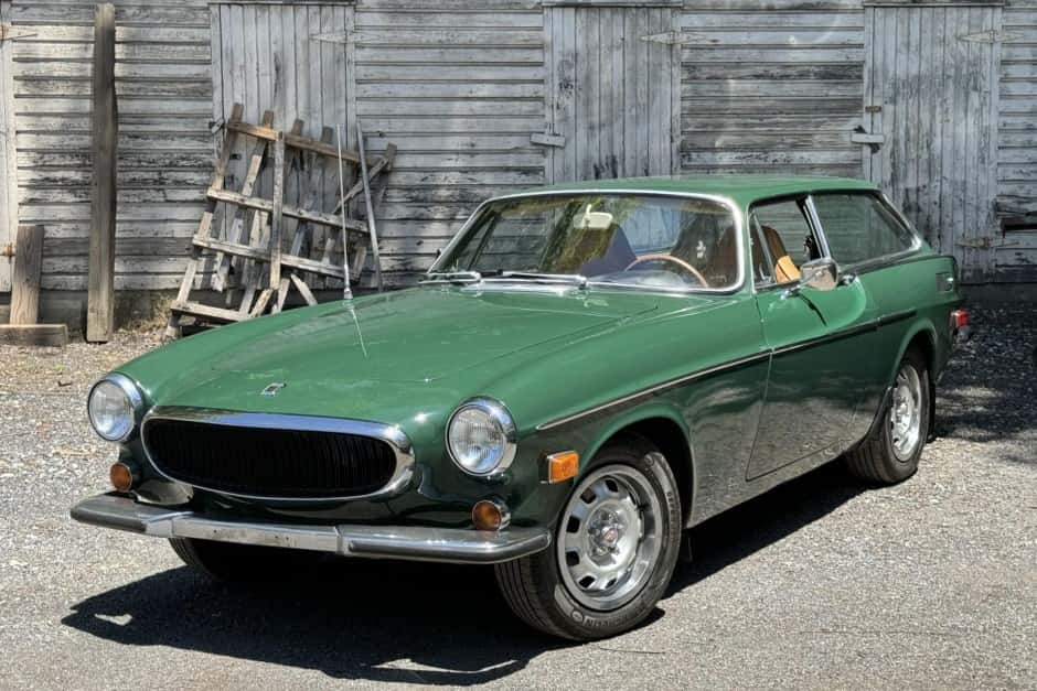 1972 Volvo 1800ES sold for $12,250