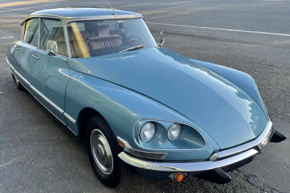 1971 Citroen DS sold for $96,000